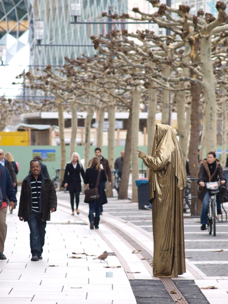 frankfurt zeil street artists